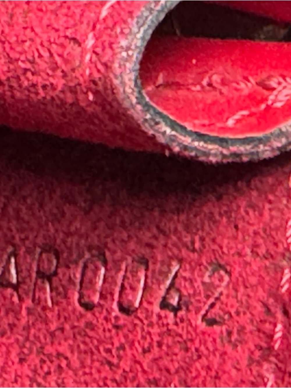 Louis Vuitton with box and dust bag Epi Leather Pochette - Picture 6 of 10